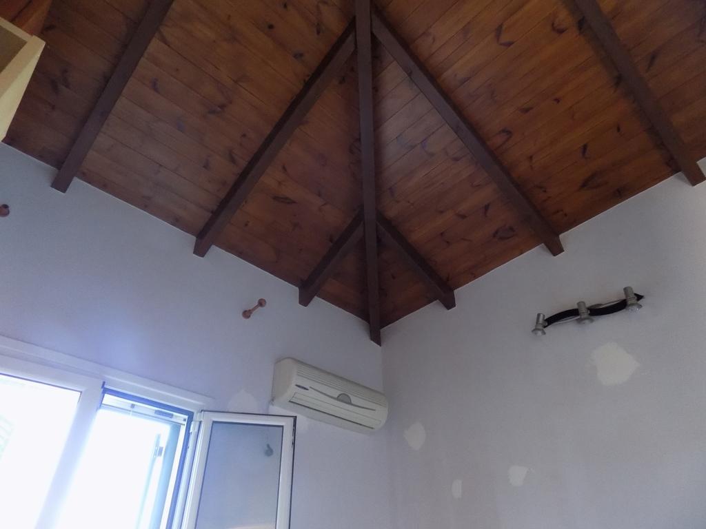 Kolona Apartments Ликсури Екстериор снимка
